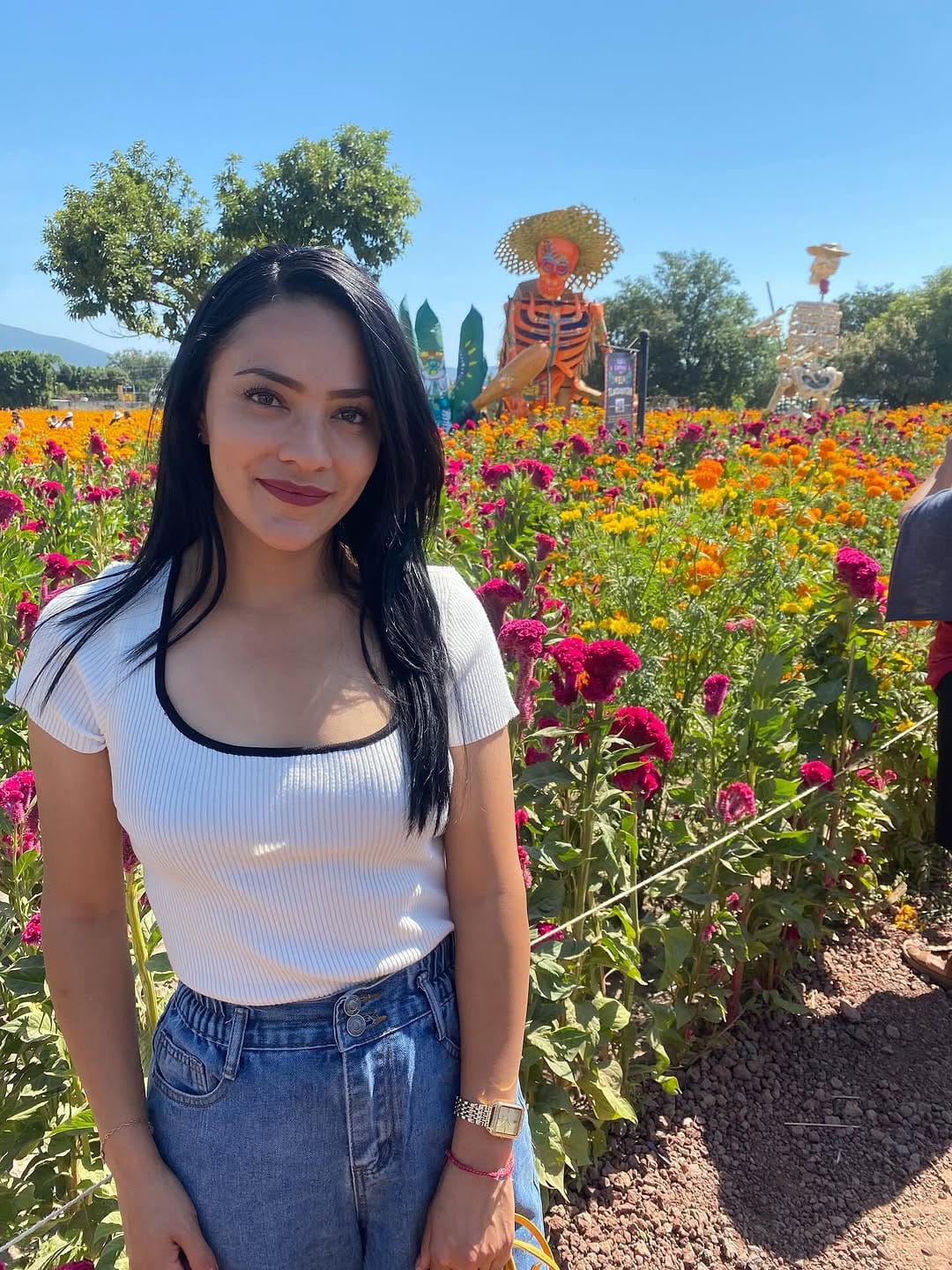 Post 5 by Flor Ivonne Martinez on Instagram (carousel)