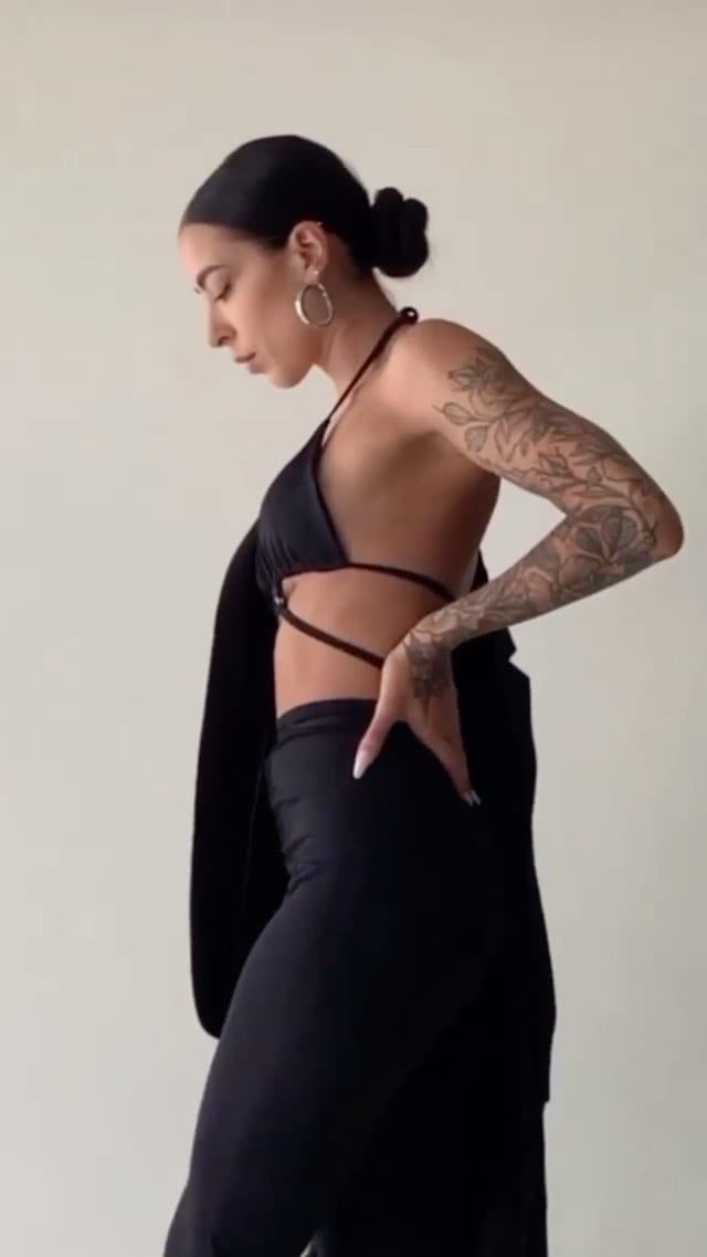 Post 8 by X ENGRAZIA on Instagram (video)