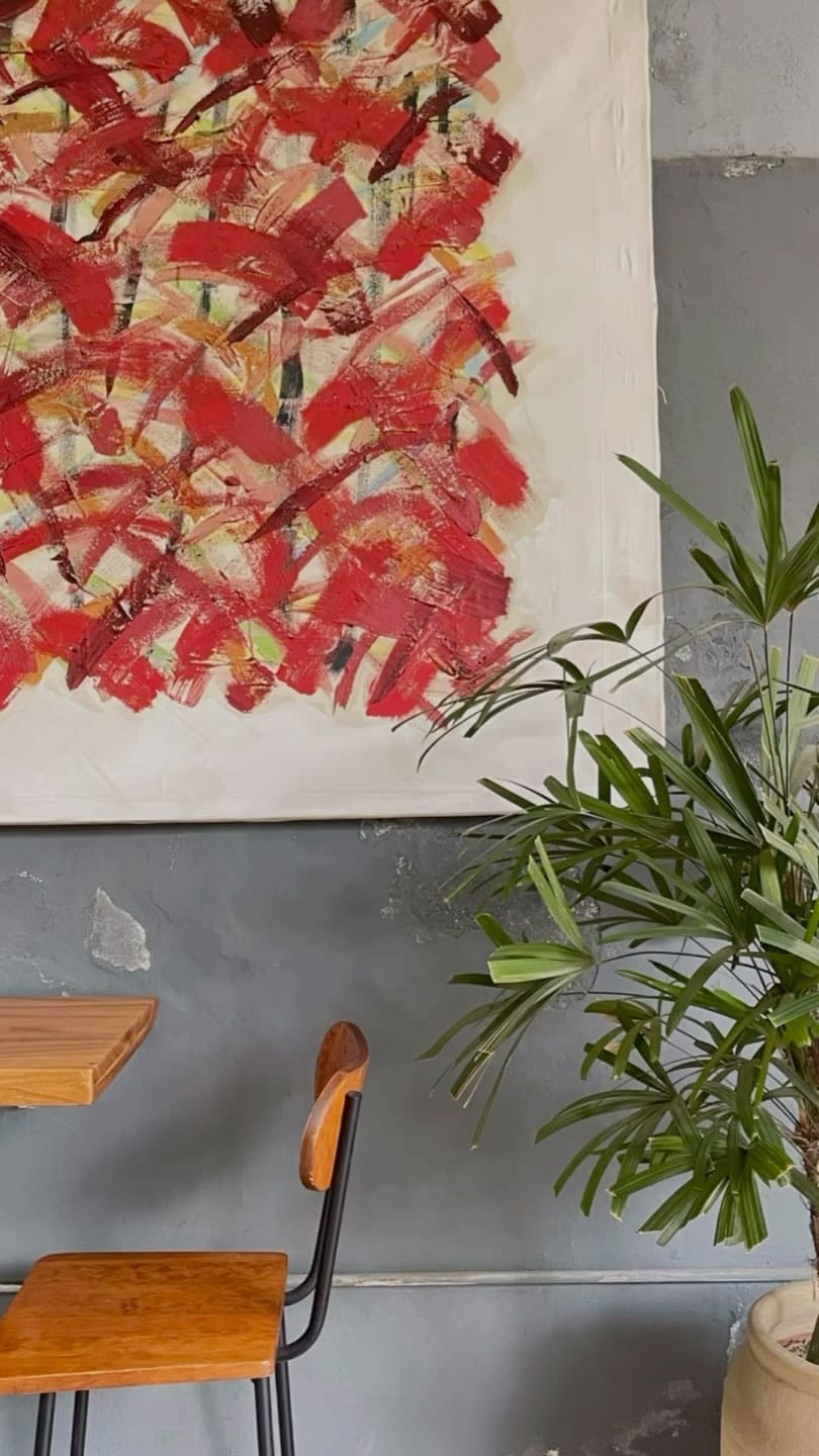 Post 9 by Chepiche Café on Instagram (video)