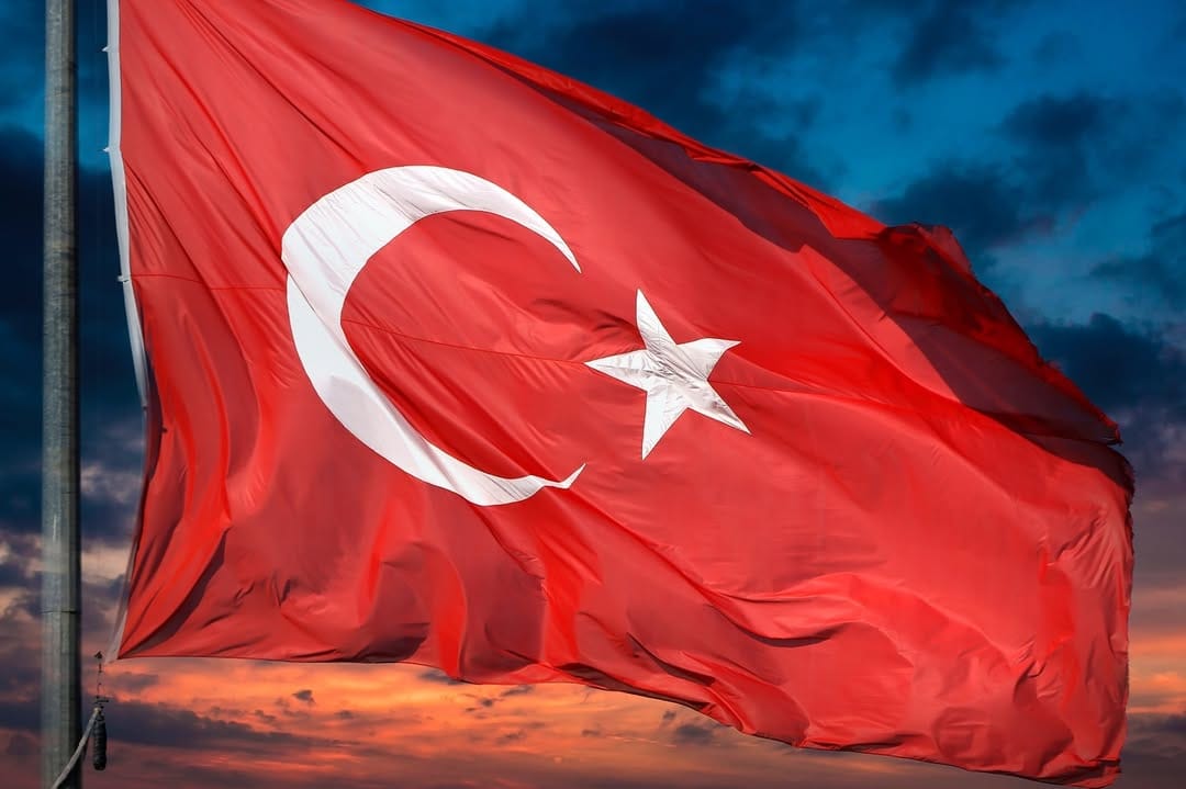 Post 7 by MEHMET EMİR on Instagram (image)