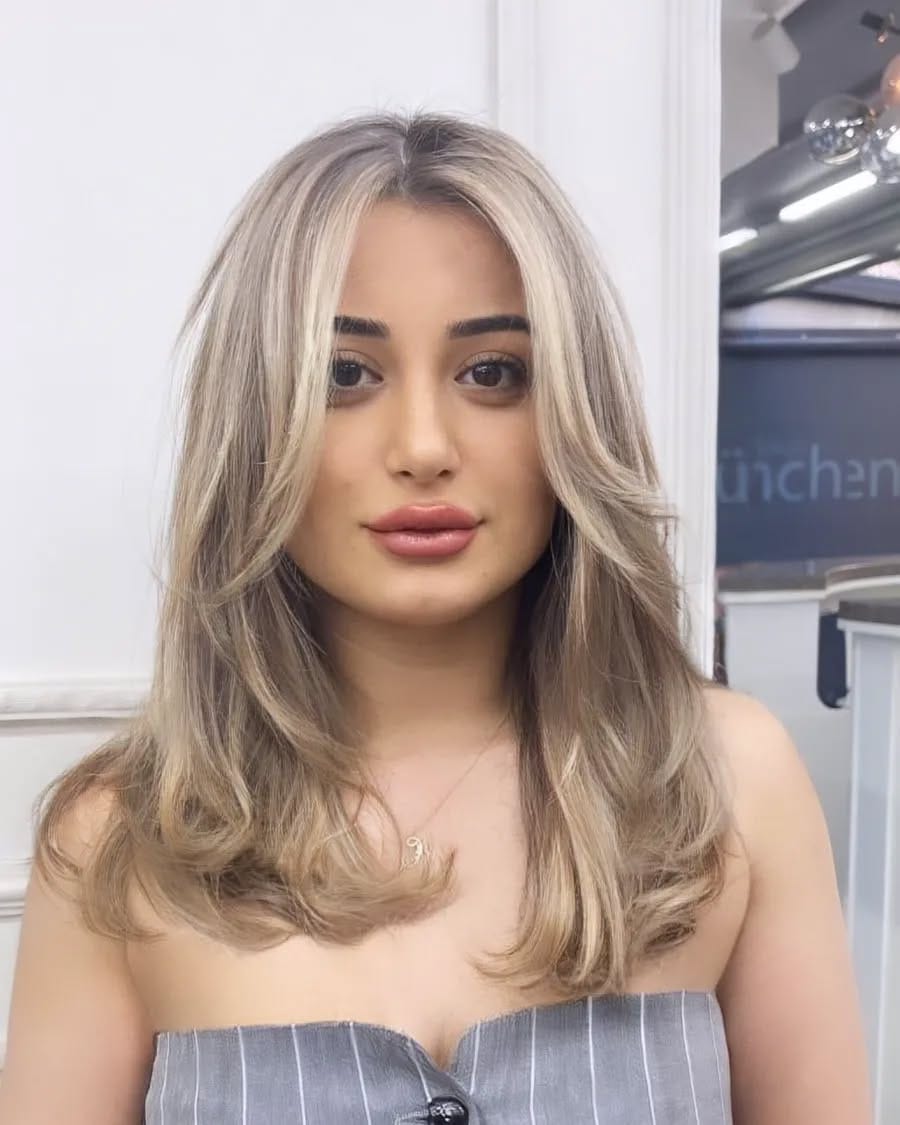 Post 3 by salonmunchen®️ on Instagram (image)