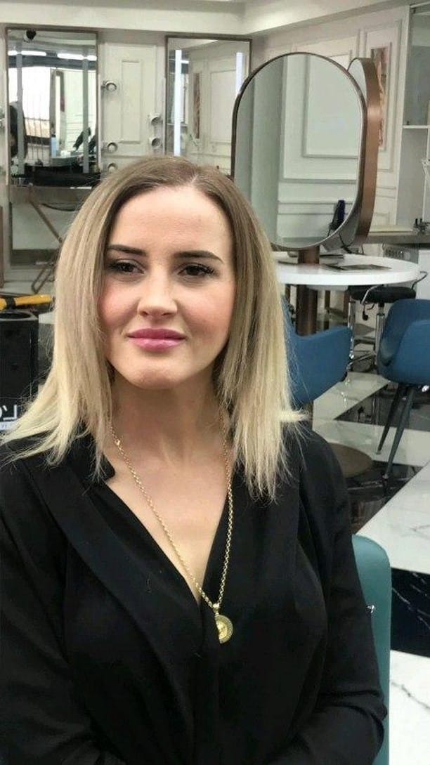 Post 6 by salonmunchen®️ on Instagram (video)