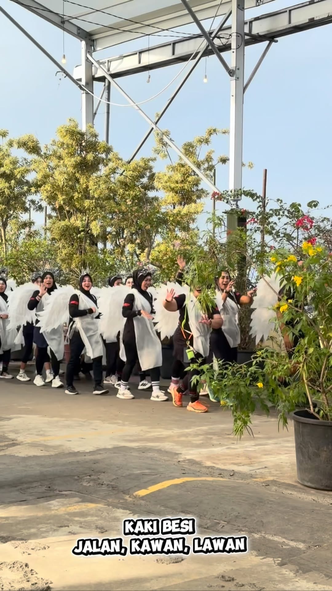 Post 1 by Nychken Gilang on Instagram (video)