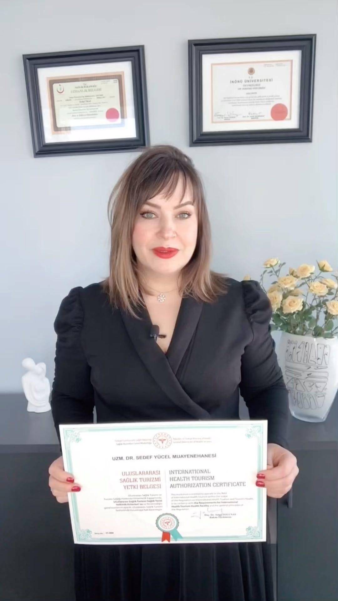 Post 9 by Uz.Dr. Sedef Yücel-Dermatolog on Instagram (video)