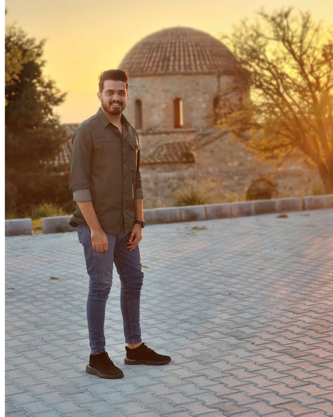 Post 7 by Asst.L. 𝓐𝓵𝓲 𝓗𝓾𝓼𝓼𝓮𝓲𝓷 حجي علي on Instagram (image)