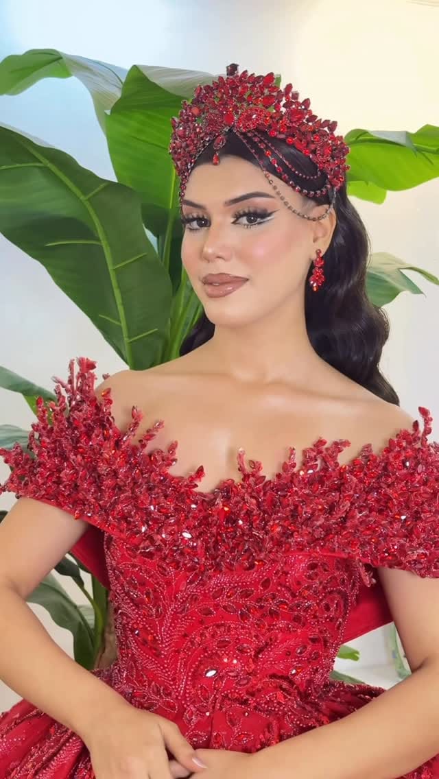 Post 4 by @mali.erdogan.9 on Instagram (video)