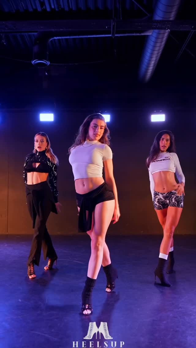 Post 7 by LUCIANA AÌRES  ♡ on Instagram (video)