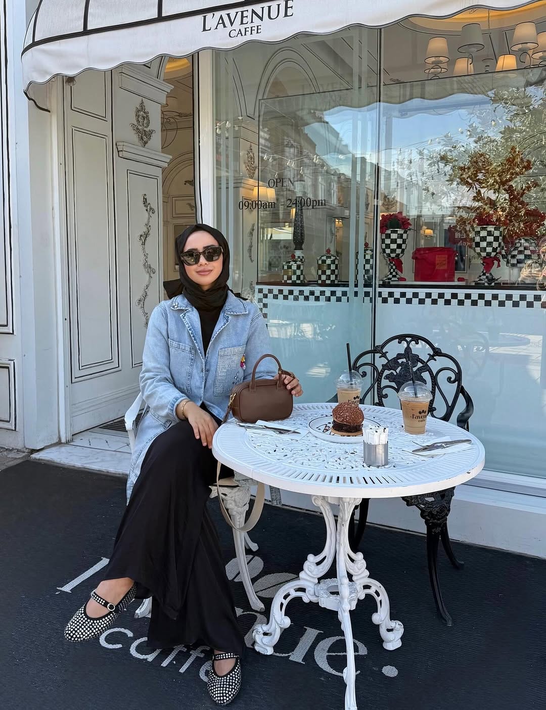 Post 10 by Ece TUNBUL on Instagram (carousel)