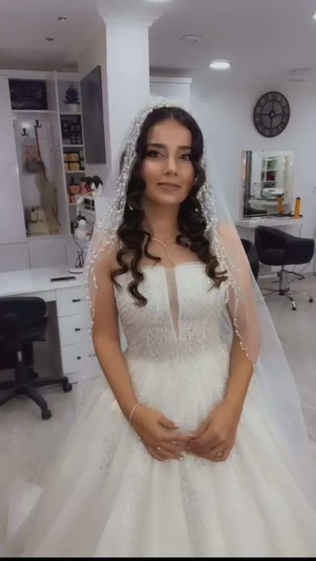 Post 8 by Kuaför nazmi arsuz on Instagram (video)