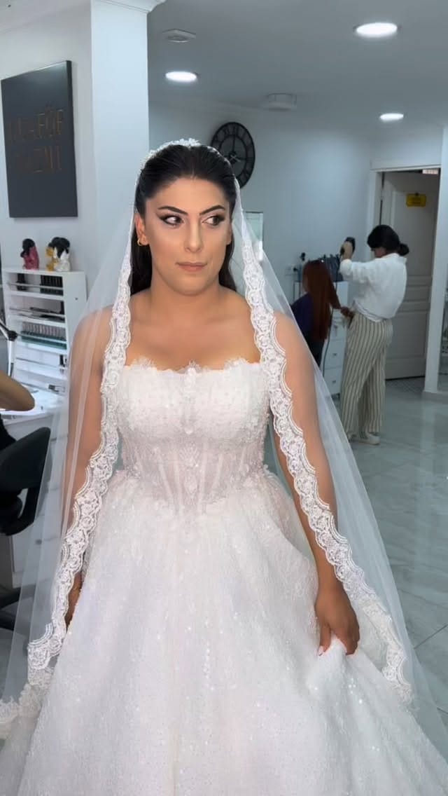 Post 9 by Kuaför nazmi arsuz on Instagram (video)