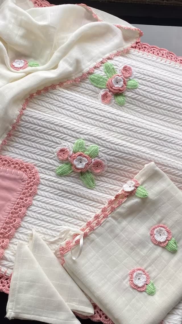 Post 10 by Bir Yumak Sevgi on Instagram (video)