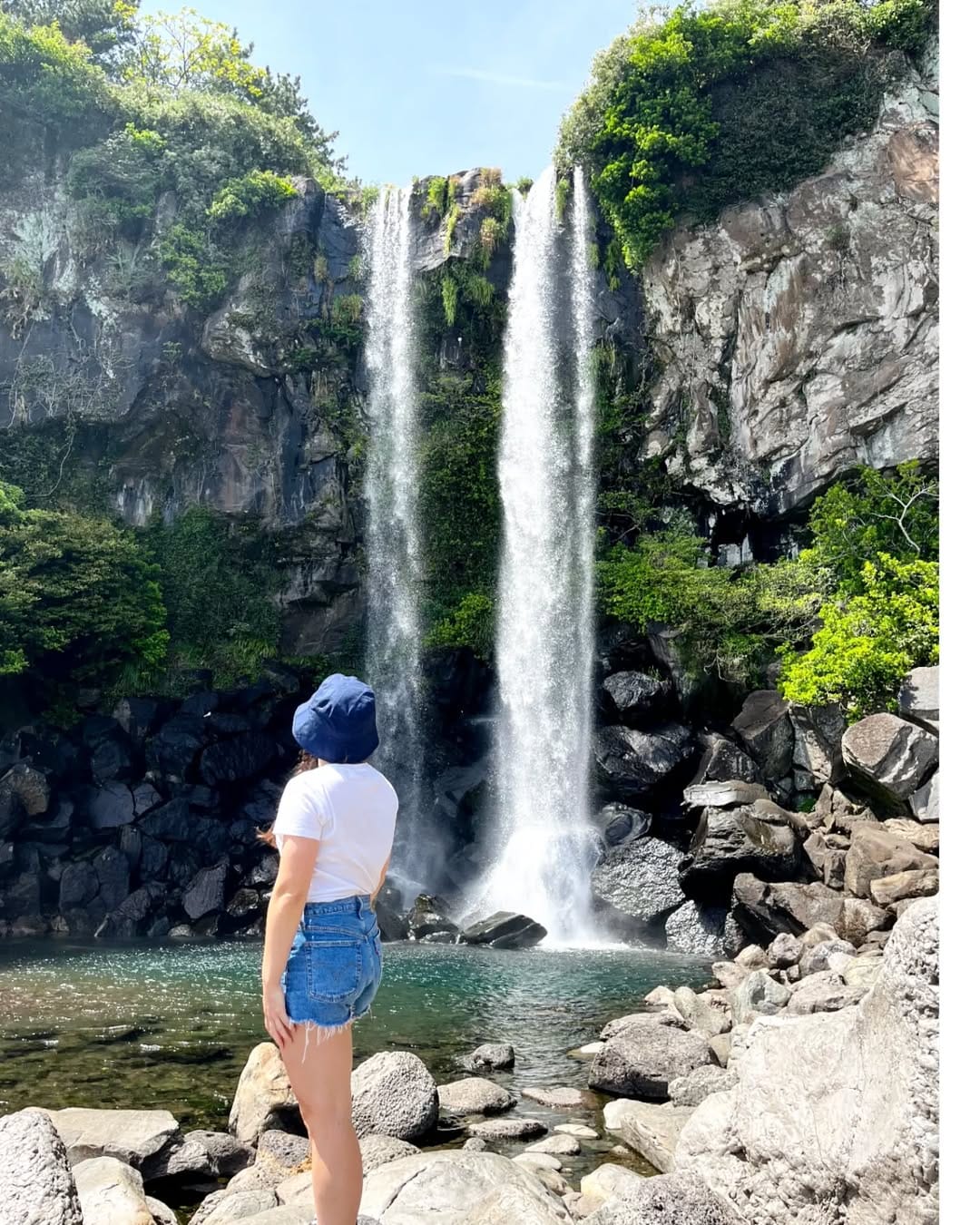 Post 5 by Ali&Charlotte || Travel Couple on Instagram (image)