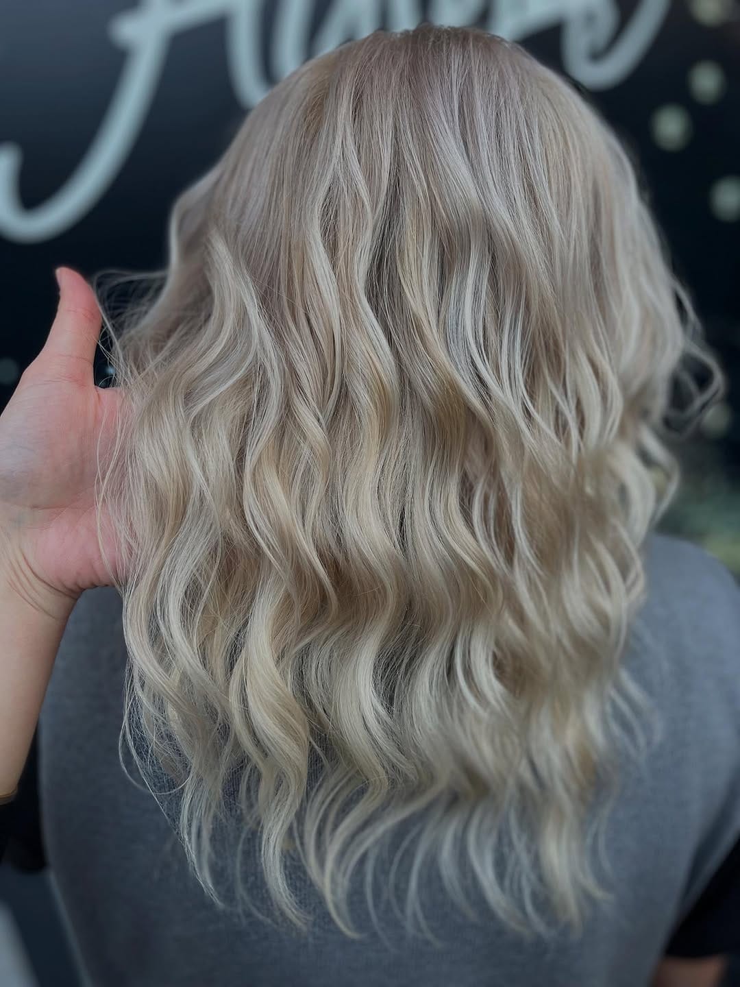 Post 7 by Kuaför Hülya on Instagram (carousel)