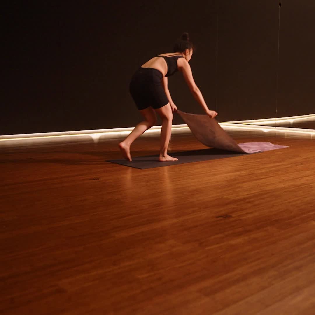 Post 7 by Yogazero.com on Instagram (video)