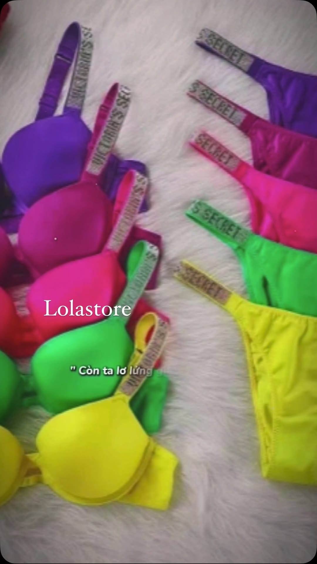 Post 10 by Lolastore on Instagram (video)