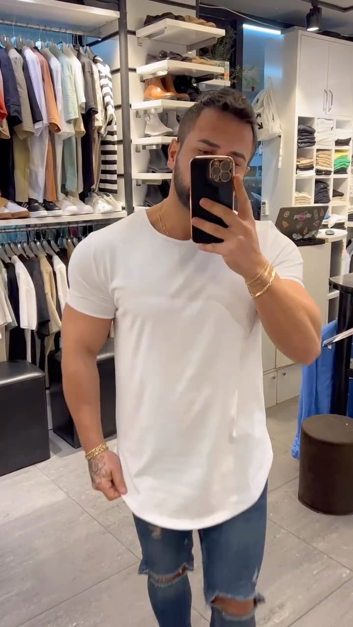 Post 9 by Sabai Moda on Instagram (video)