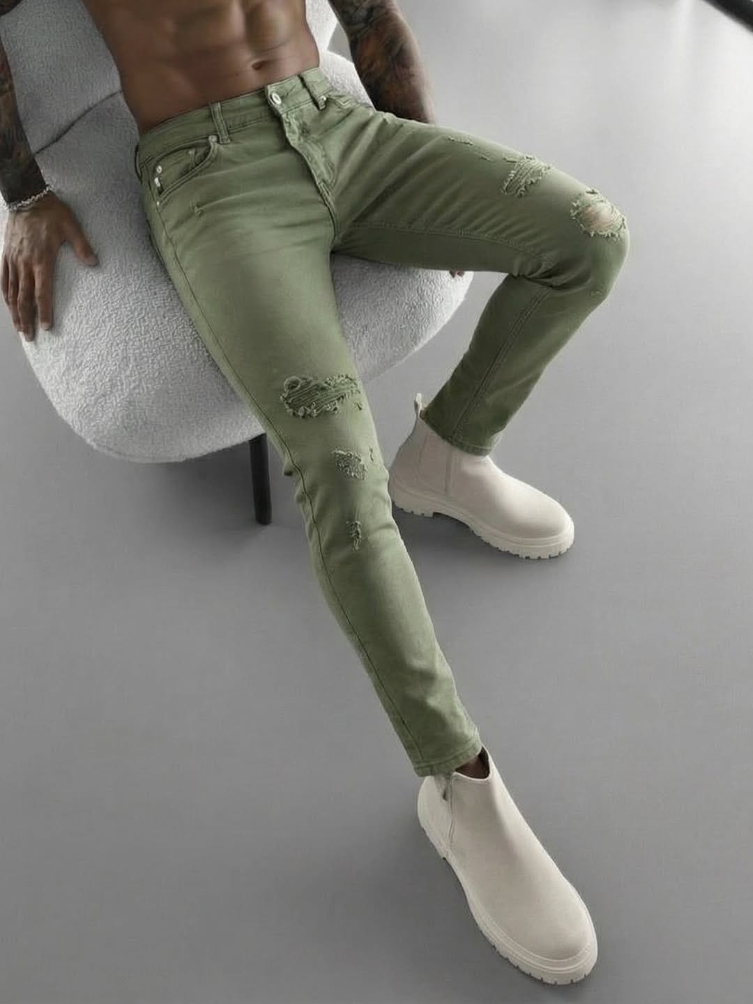 Post 2 by Sabai Moda on Instagram (image)