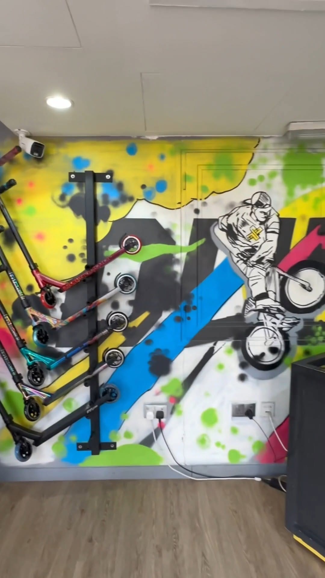 Post 1 by XDubai Shop on Instagram (video)