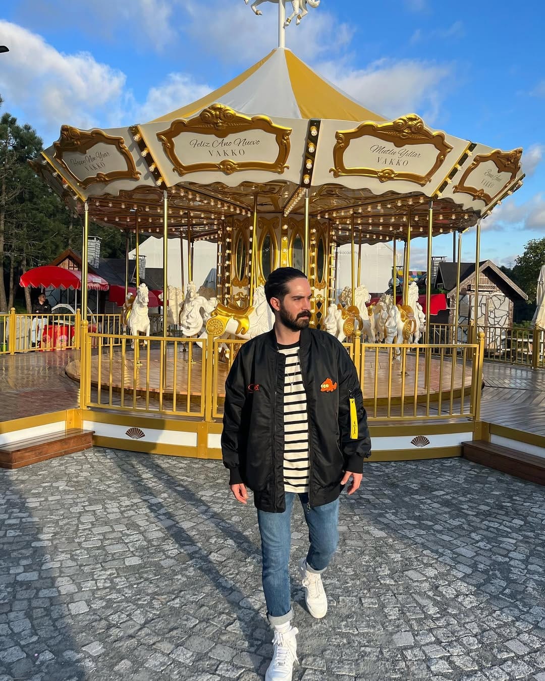 Post 2 by Kaan Afacan on Instagram (carousel)