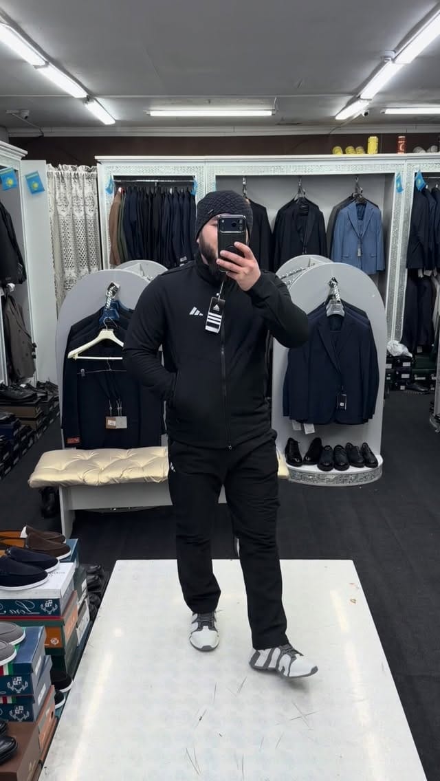 Post 7 by МУЖСКОЙ ОДЕЖДЫ on Instagram (video)