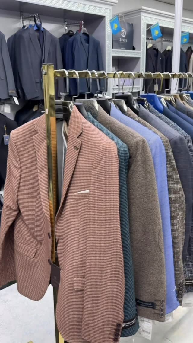 Post 2 by МУЖСКОЙ ОДЕЖДЫ on Instagram (video)