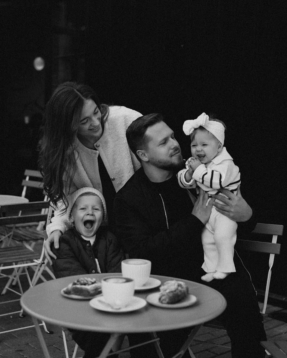 Post 10 by motherhood | cozy lifestyle | home on Instagram (image)