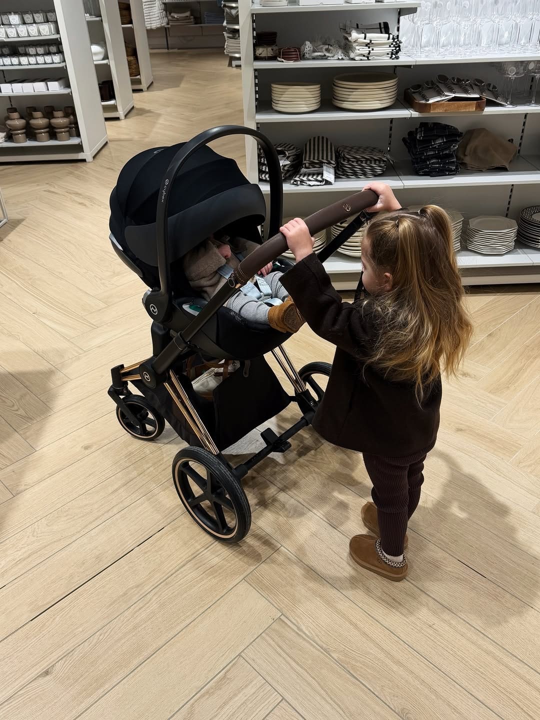 Post 5 by motherhood | cozy lifestyle | home on Instagram (carousel)