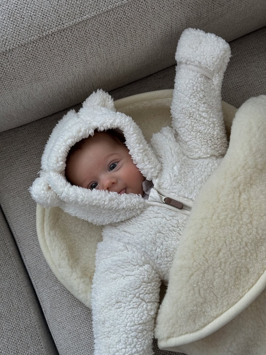 Post 9 by motherhood | cozy lifestyle | home on Instagram (carousel)