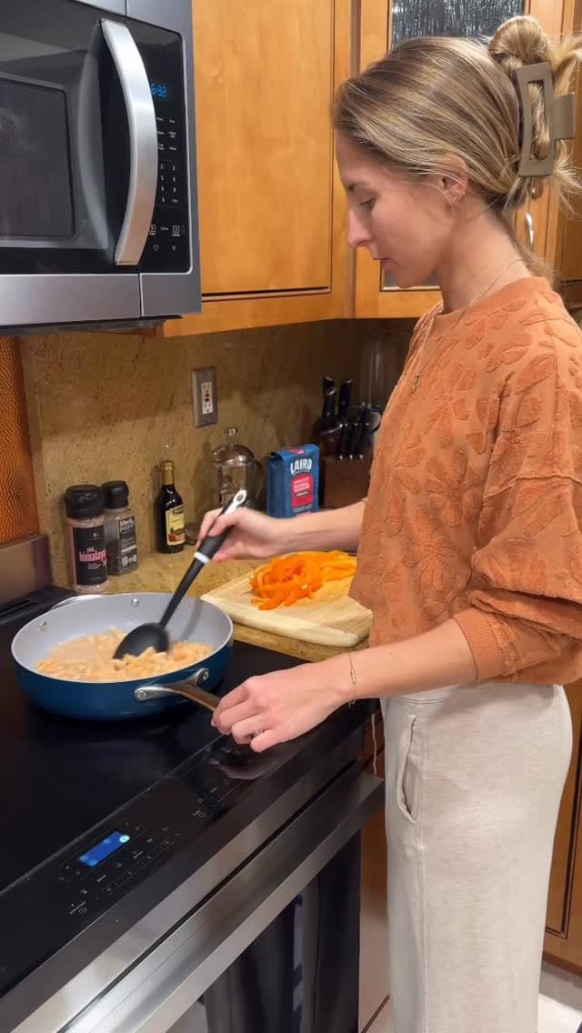 Post 4 by Kelly Young on Instagram (video)