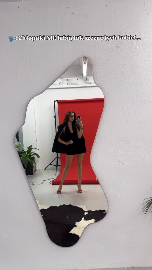 Post 6 by I am Gel Iryna🐺 on Instagram (video)