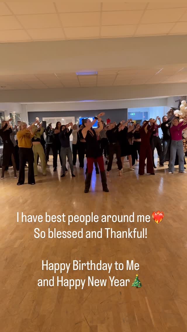 Post 3 by Valeria Semenova | Танцы | Тренер | Дизайнер on Instagram (video)