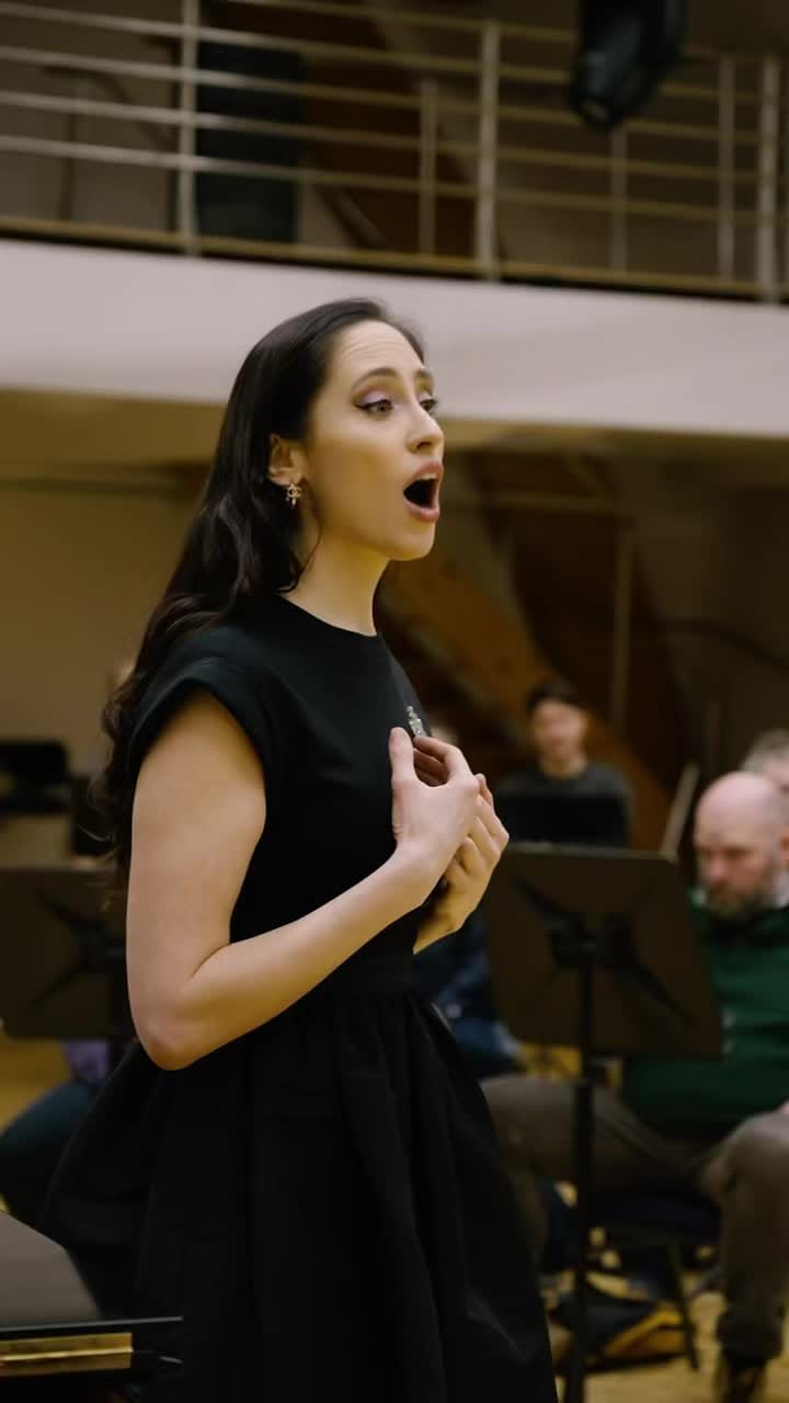 Post 1 by Elina Nechayeva 🎶Soprano on Instagram (video)