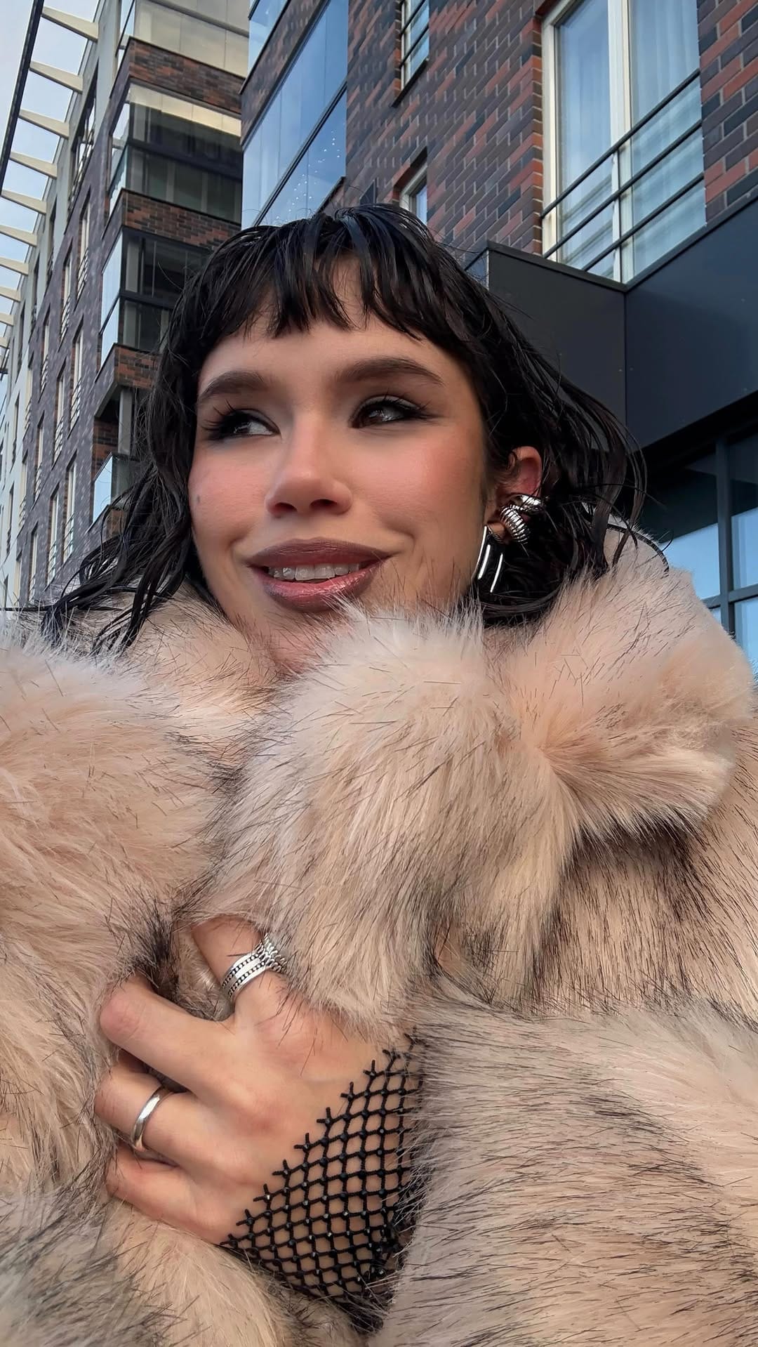 Post 7 by FASHION INFLUENCER | UGC | BEAUTY | MODEL & STYLISH MOM on Instagram (video)