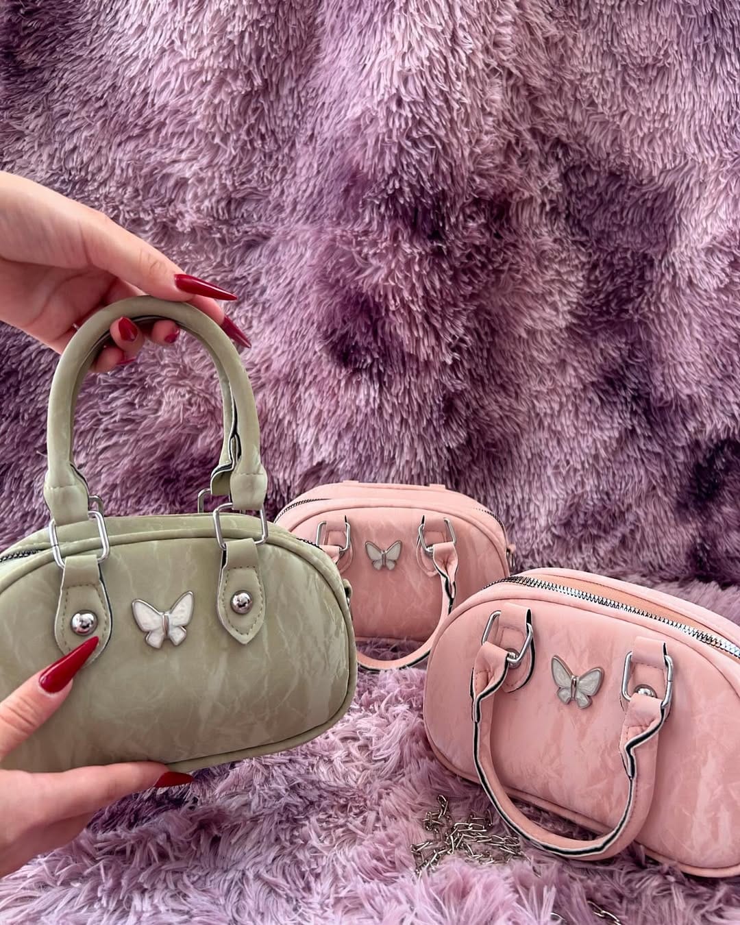 Post 4 by @ays_bags on Instagram (carousel)