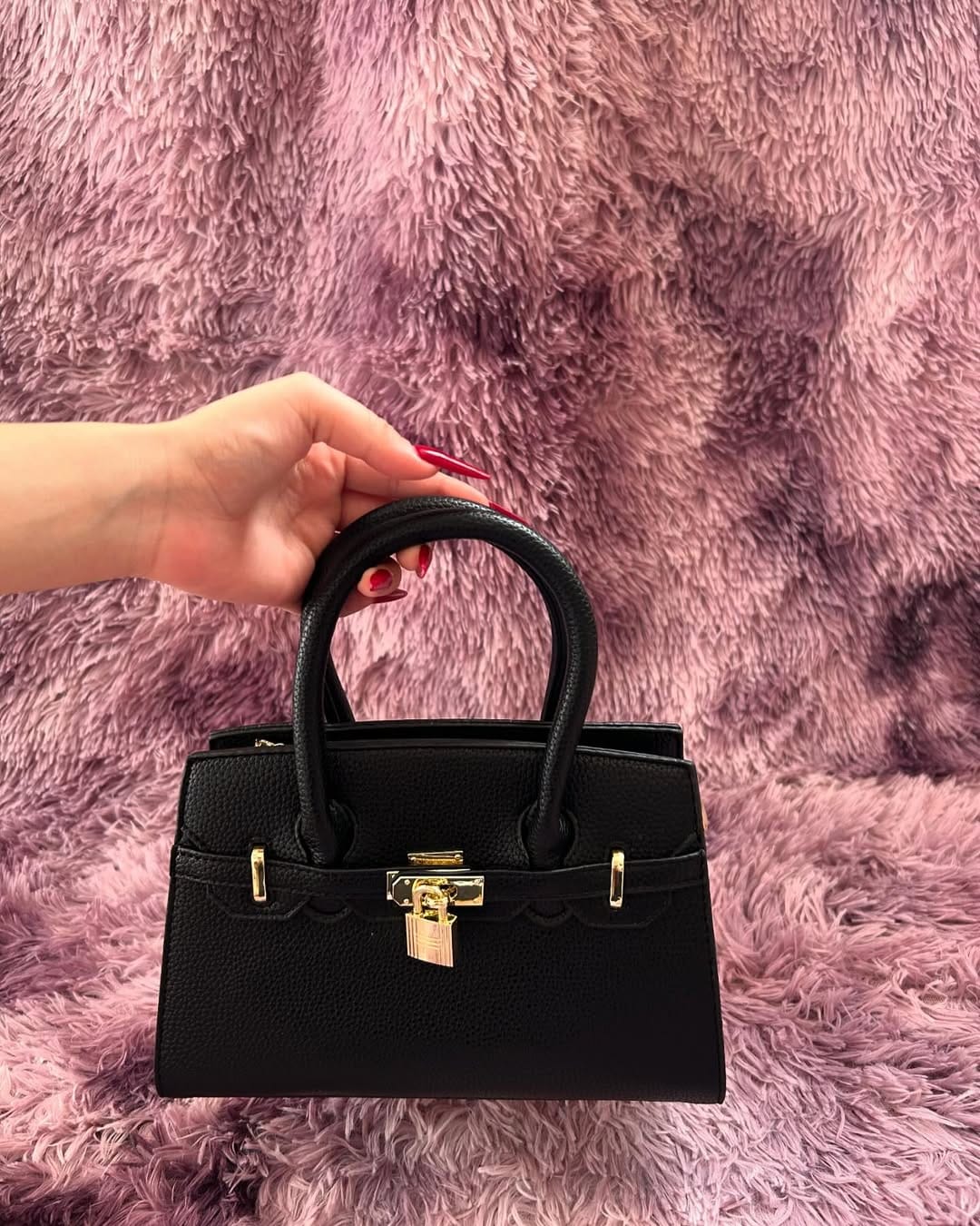 Post 2 by @ays_bags on Instagram (carousel)
