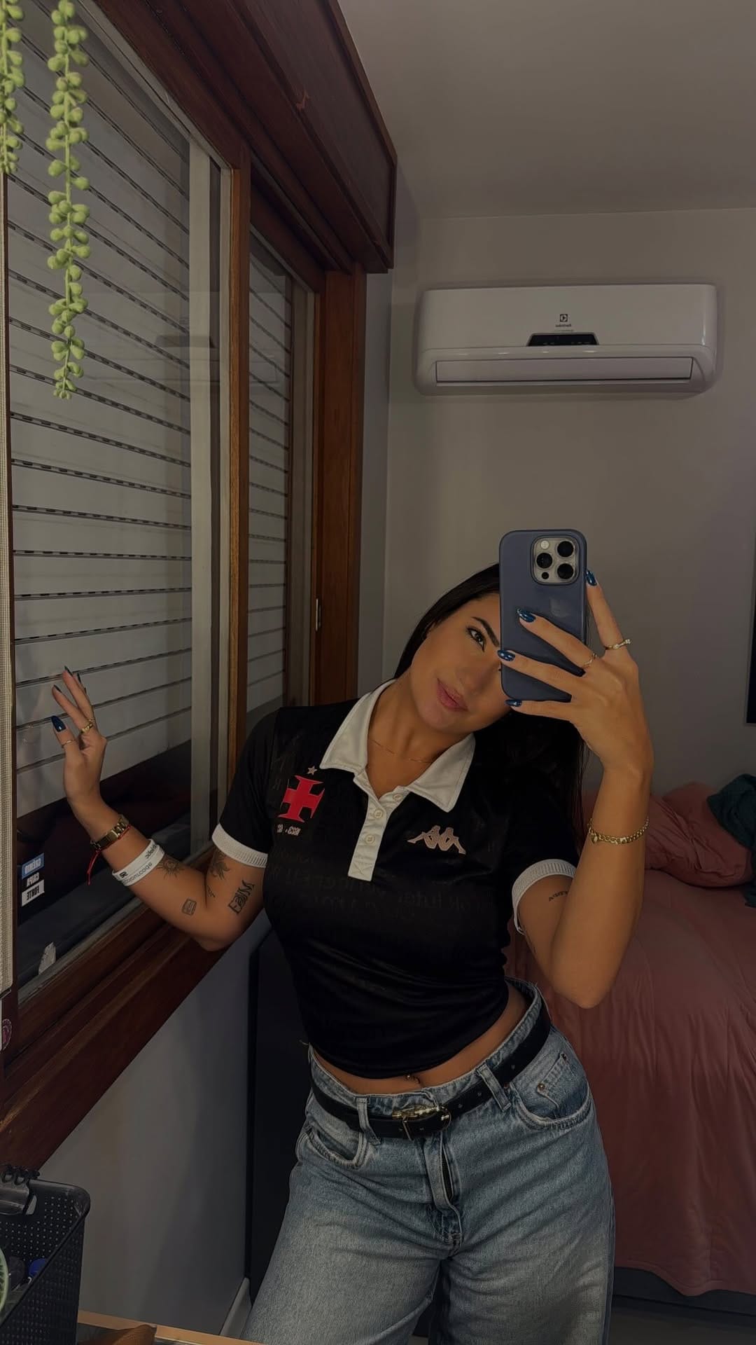 Post 7 by Yasmin Reinehr on Instagram (video)