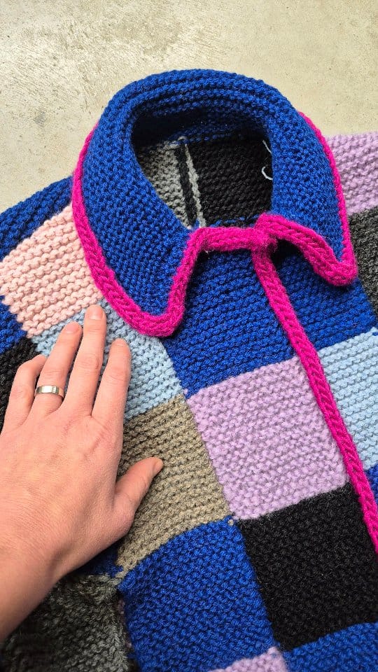 Post 6 by MEKOOME | Handknitted abstract knitwear on Instagram (video)