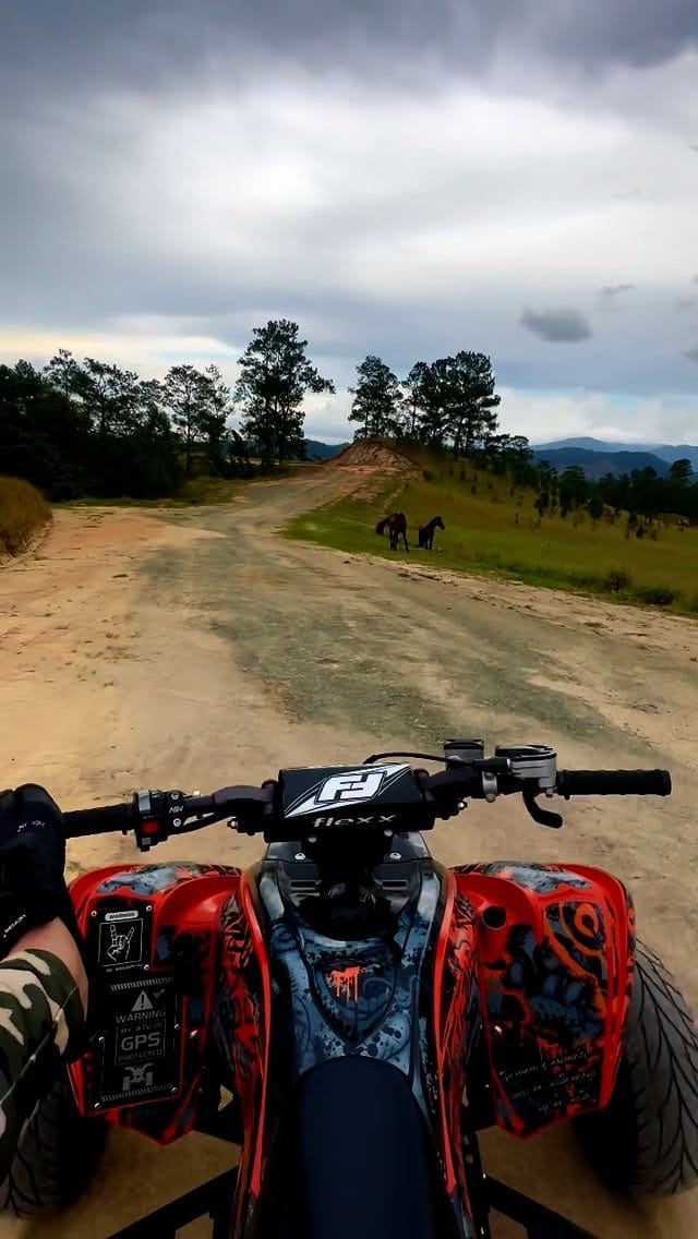 Post 2 by Danny Rivas on Instagram (video)