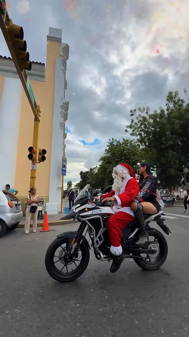 Post 8 by Toro Motorcycles Maracay Av. Bolivar on Instagram (video)