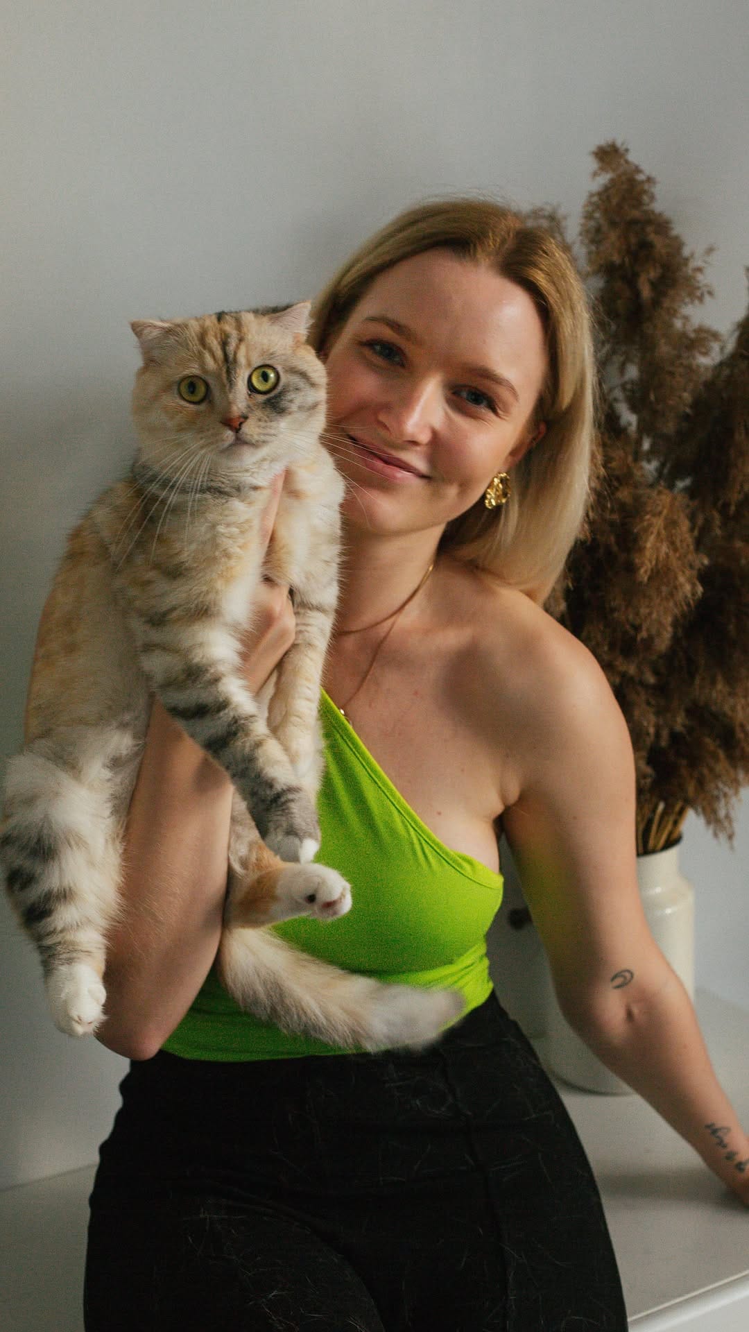 Post 10 by Kiki, Sophie, Cali on Instagram (video)