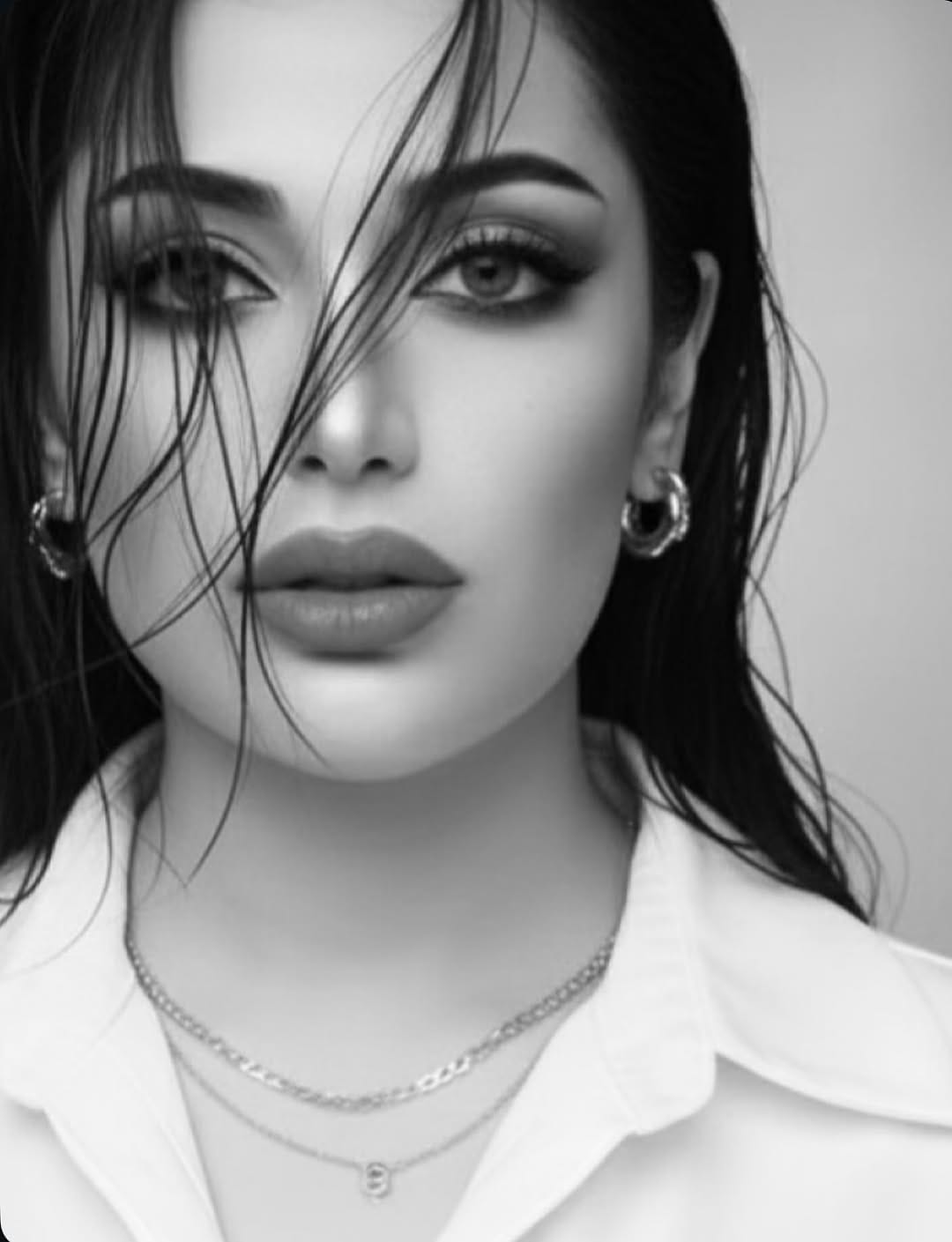 Post 8 by “MİSA” on Instagram (image)