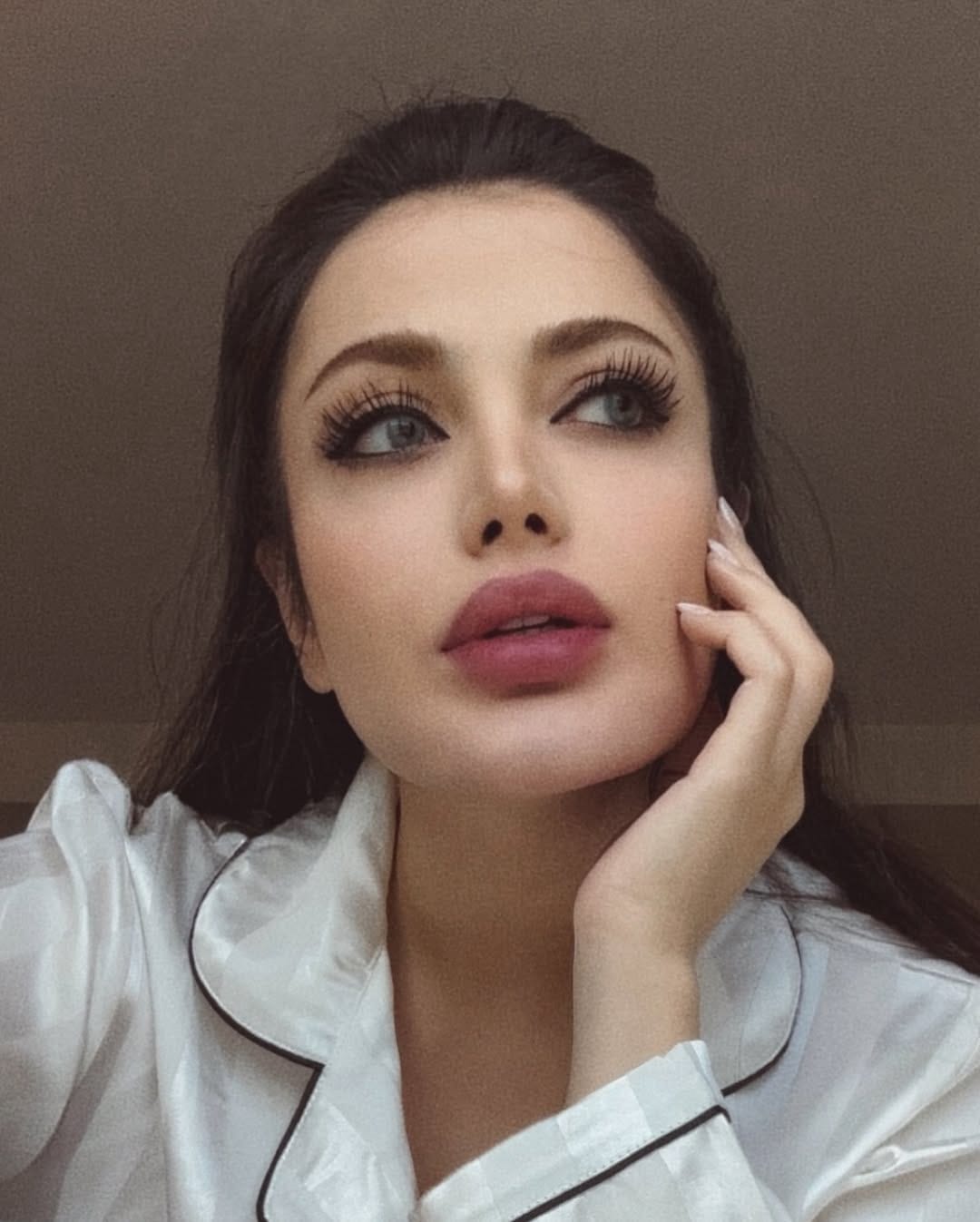 Post 9 by “MİSA” on Instagram (image)