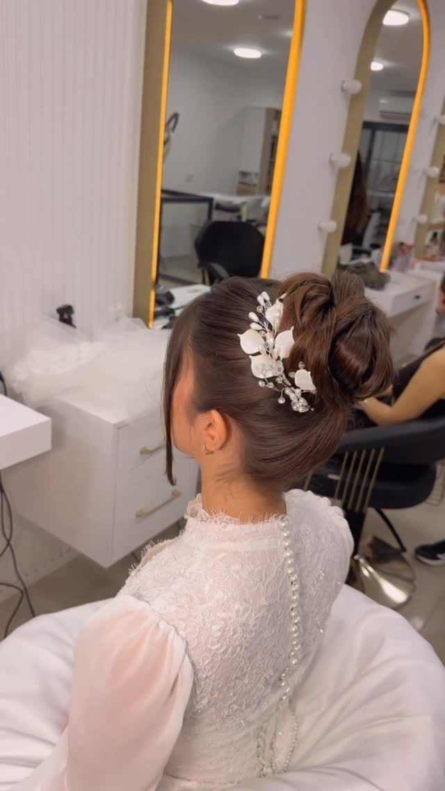 Post 9 by Kuaför Çağdaş Gizem on Instagram (video)