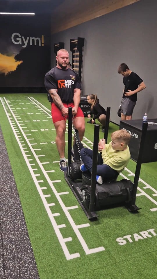 Post 3 by Ervin Toots Strongman on Instagram (video)