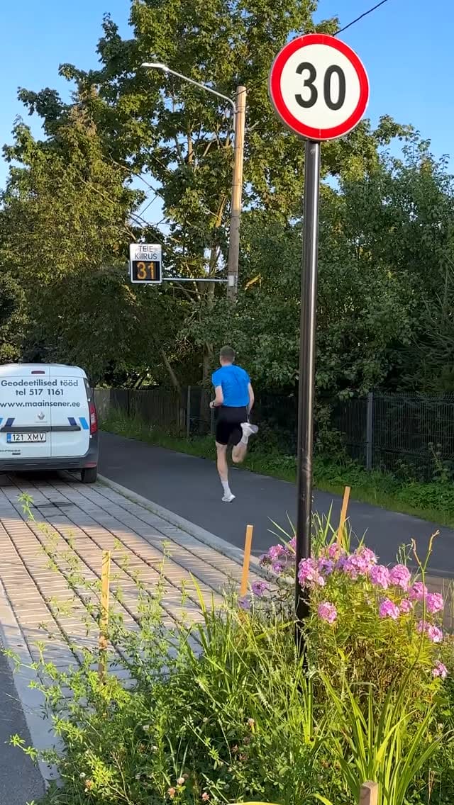 Post 1 by Dr. Deniss Salmijanov on Instagram (video)
