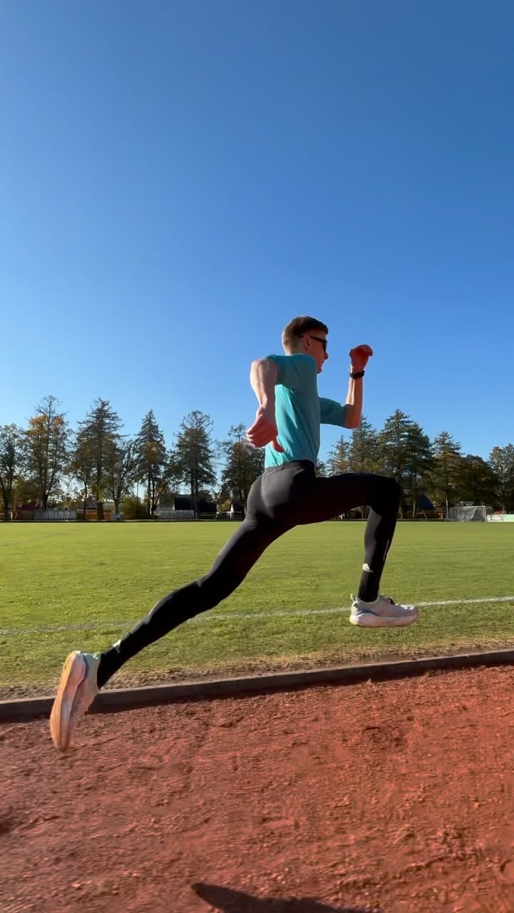 Post 4 by Dr. Deniss Salmijanov on Instagram (video)