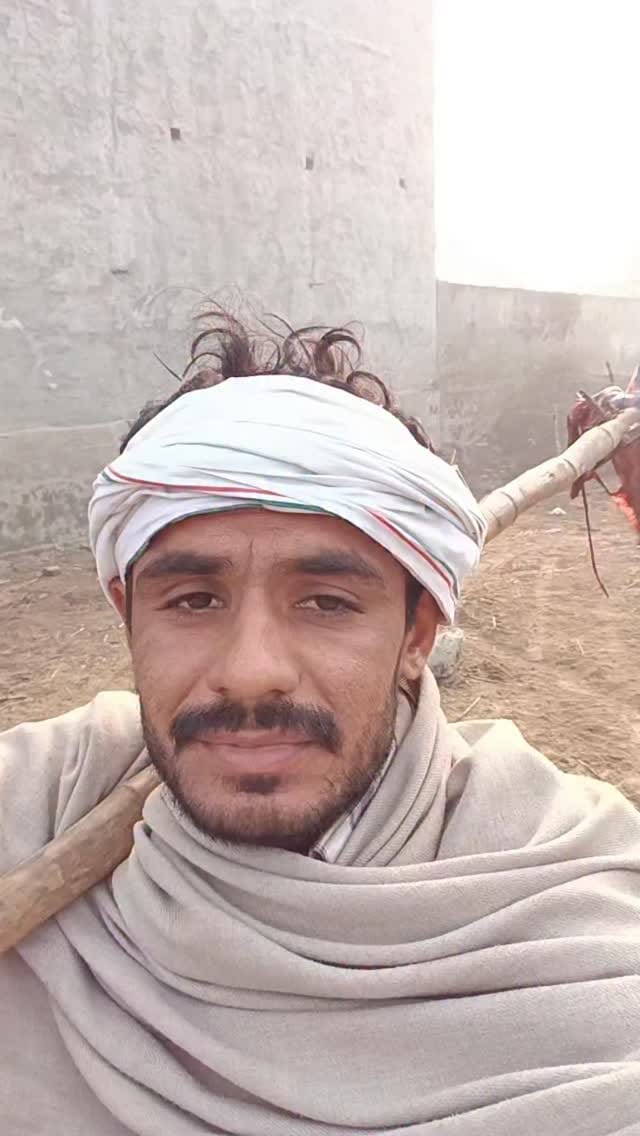 Post 4 by Ravi Khasa on Instagram (video)