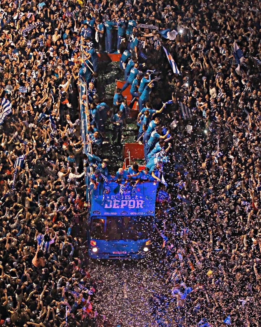 Post 10 by Inside Dépor on Instagram (carousel)