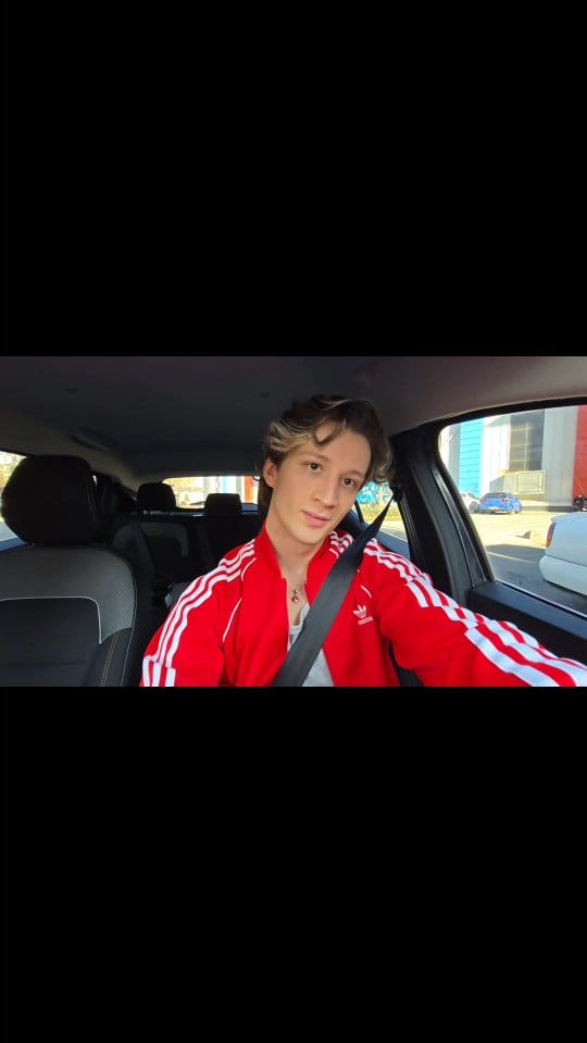 Post 6 by Yusuf Emre AKBIYIK on Instagram (video)