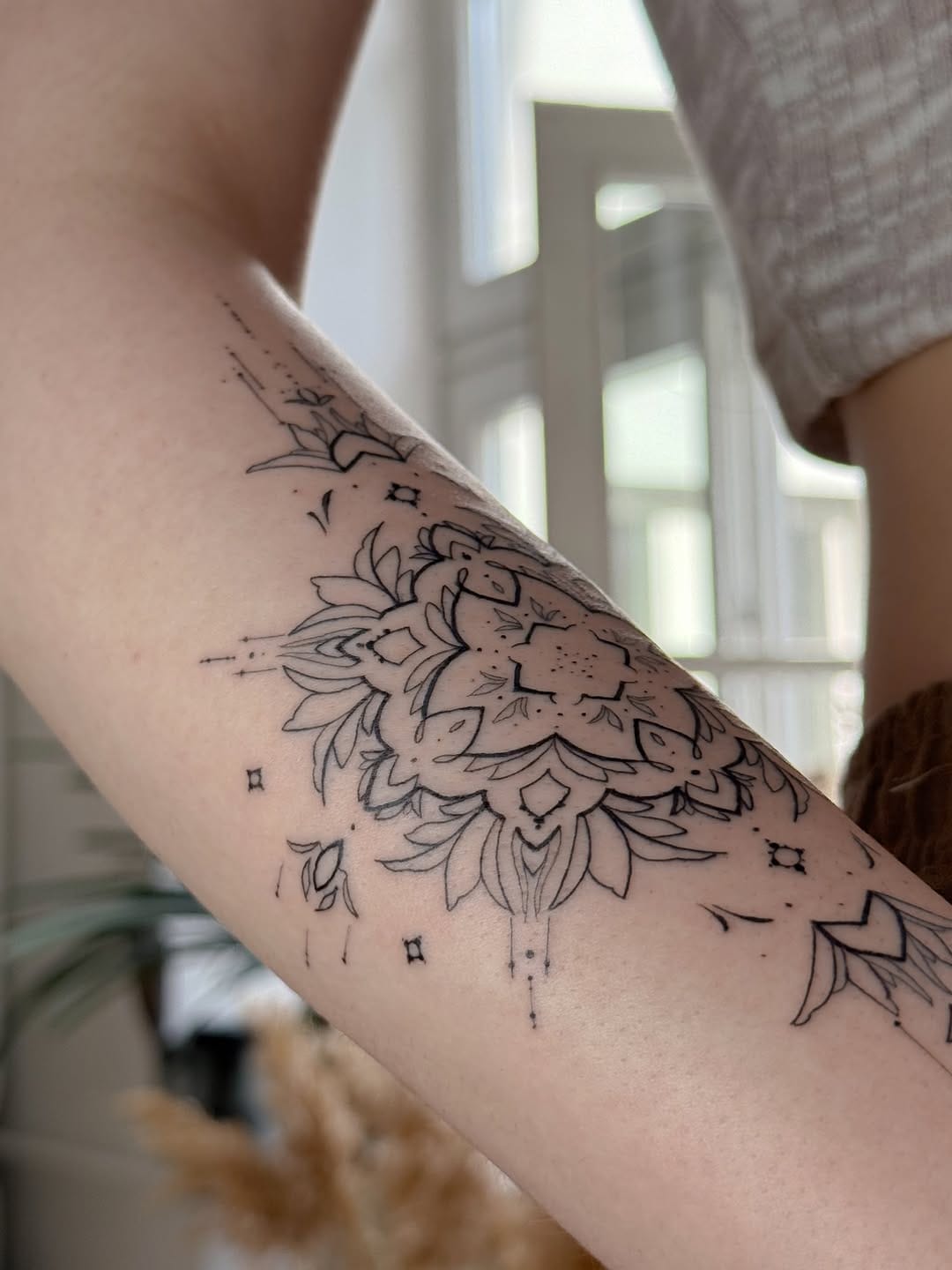 Post 6 by Muusa tattoo studio | fine line tattoo Tallinn on Instagram (carousel)